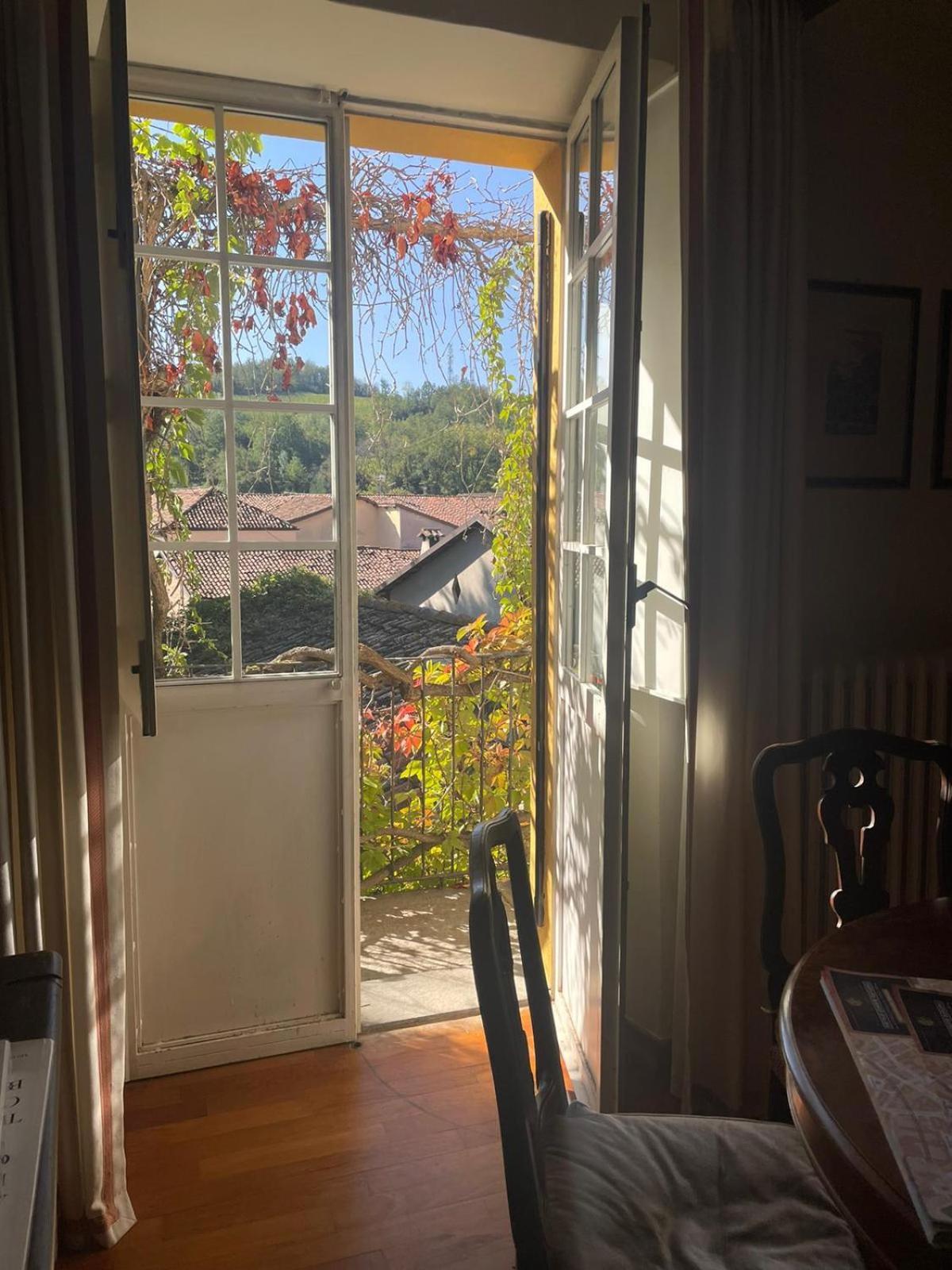 Palazzo Sismonda Acomodação com café da manhã Corneliano d'Alba Quarto foto