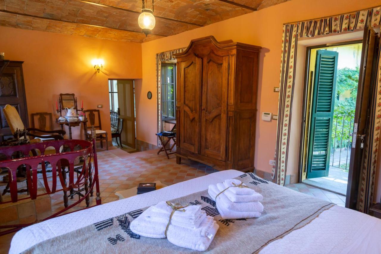 Palazzo Sismonda Acomodação com café da manhã Corneliano d'Alba Exterior foto